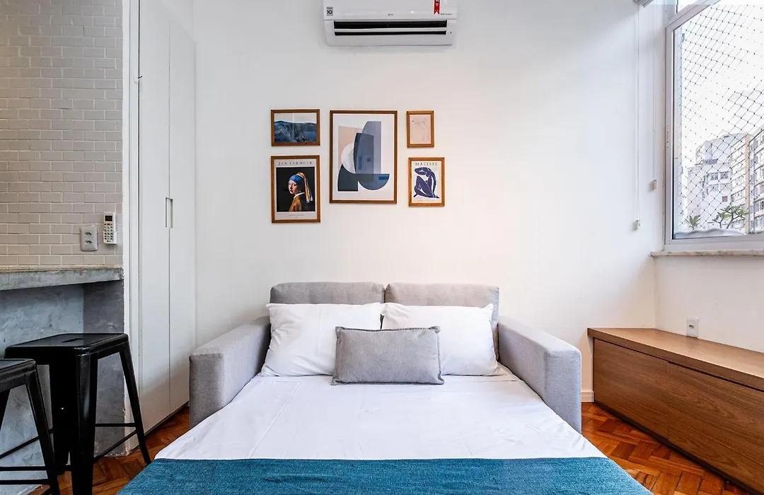 Apartamento com estilo ao lado da Praia de Copacabana-1
